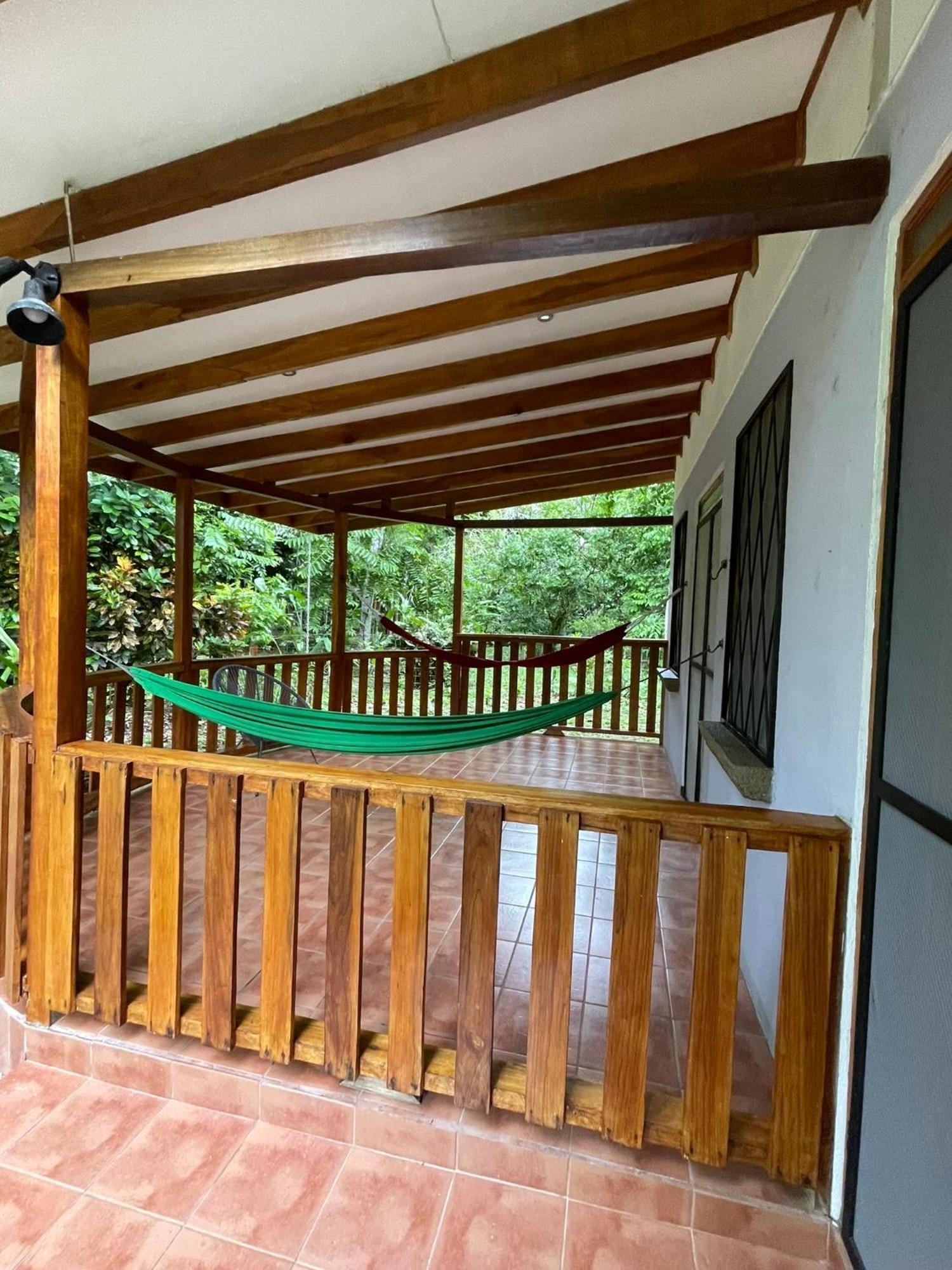 Cabinas Caribe Luna 까위따 외부 사진