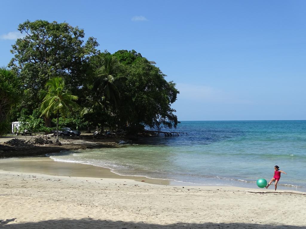 Cabinas Caribe Luna 까위따 외부 사진