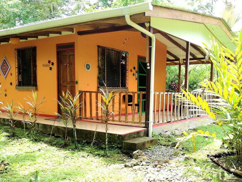 Cabinas Caribe Luna 까위따 외부 사진
